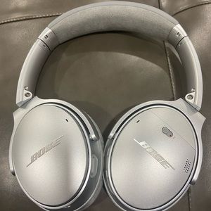 Bose QuietComfort 35 Series II Silver